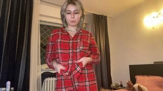 Striptease while taking big loud farts , farting while twerking;'