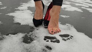high heels on ice, high heels in snow, barefoot on ice, sliding heels, shoes on snow