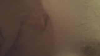 Underwater in the bath