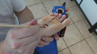 Sara - Chocolate foot-worship (UHD)