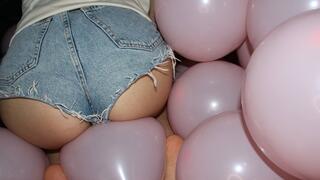looner rompe 50 palloncini con il culo e le unghie s2p n2p