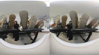 NEW 3DVR180 4 Giant's Dirty soles and smelly feet display