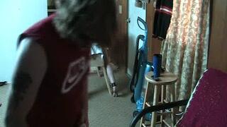 Sarah gets 30 with the quirt