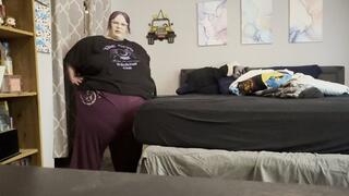 Back With Celia and Belly Play - MOV