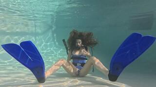 Underwater Scuba Masterbation with Nathalia 1080p