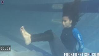 WMV Mermaid Mia plastic plus neopreno bondage peril