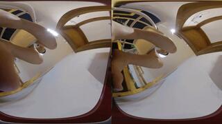 3DVR180 degrees YUANYUAN POV barefoot crush