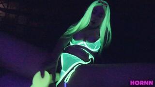 Rave Girl Glow Solo