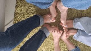 4 pair feet party with toe locking