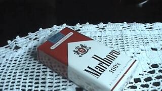 Smoking Girl Hot Marlboro Red 100's Model Anita 73 Mp4 960X640