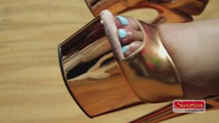 Miss Jess: Pretty feet in F-me pumps - 4K