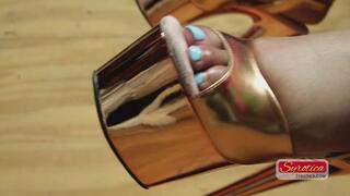 Miss Jess: Pretty feet in F-me pumps - 1080p