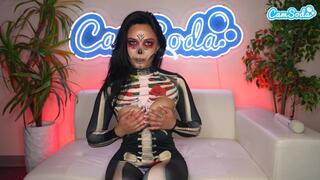 Hot Big Tits Latina Teen Cosplay As Day Of The Dead Skeleton Masturbating To Wild Orgasm