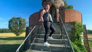 YY226 - Ballgagged sightseeing