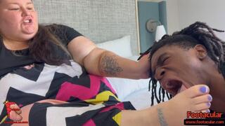 Put The Game Down And Lick My Wide Feet - Jazzysole513