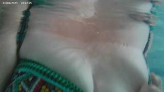 who wants to cum get wet with me 2