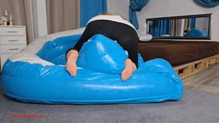 Mila - Pool destruction 01