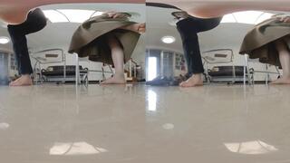 3DVR 180-degree YIDE MOMO's stinky feet gathered to flatten the dwarfs