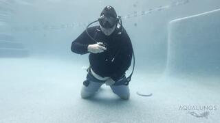 Lex Underwater Alone Time