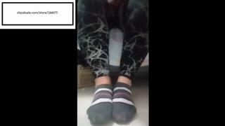 Bianca tries powder for the itch 3