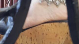 Le mie zeppe in sughero da casa hanno premuto veramente veloce il pedale della macchina da cucire