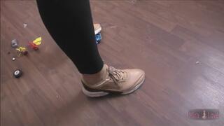 Dynamic Cars Chrashing