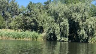 Val deflate beachball on river
