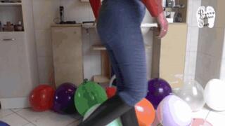 Balloon crush fun 46
