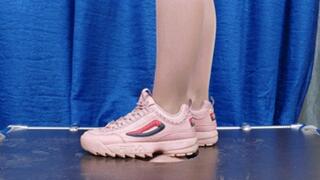 Floor-face trampled under Fila sneakers (part 1 of 4), flo475x 2160p