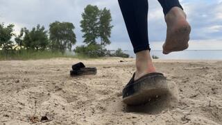 Chloe’s Flip-Flop Fail: Hot Sand Trouble