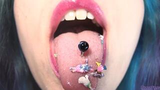 Poor Tiny, Tiny People (Akara Fang - Giantess)