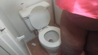 Francescas Painful Morning Dump! MOV Version