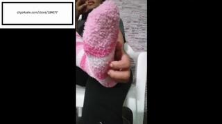 Caribean_feet11 fuzzy long pink socks itch