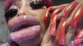 RubyDollLipz's 6-3-25 Growing XXXXL Doll Lips