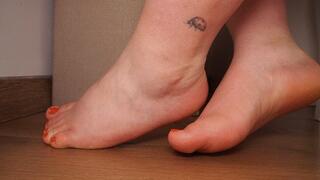 #3 Worship my divine feet