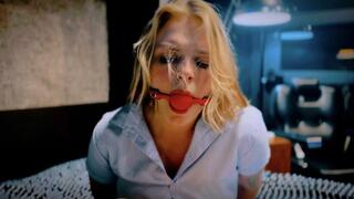 The House Sitter - Sunny Vanna - hand over mouth, rope bondage, toe tied, ball gagged, tied on the bed, masked villain