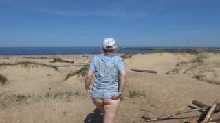 Golden Rain 92 - Piss on outdoor