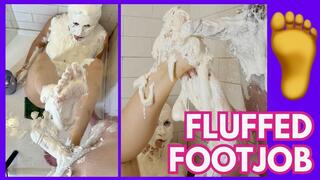 MessyTemptress gives a Sticky Fluff Footjob