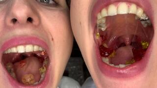 Alien Chewing Jelly Bears