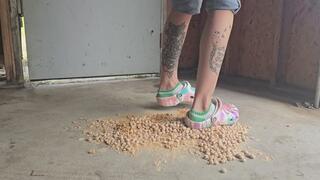 Crocs cereal crush