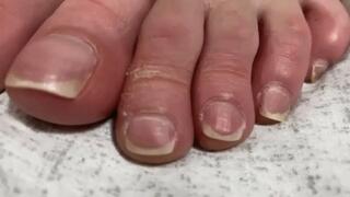 LONG TOES AND TOENAILS - FULL HD