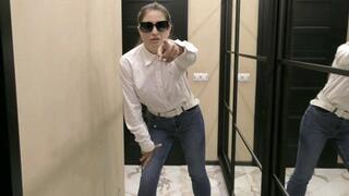 A arogant girl in the school MP4 FULL HD 1080p