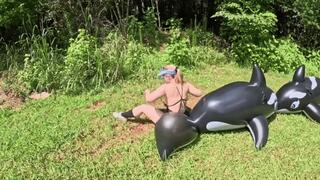 2 Whale Pop - HD 1080p mp4