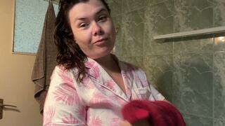 Accidental breast expansion - Homecoming Queen Roxanne Miller makes you cum with unaware breast expansion, growth fetish and transformation fantasies HD