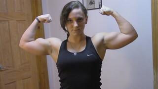 Huge 18+ Muscle Girl!