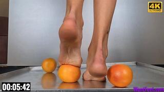 Trinity Grapefruit Squish - 4k MP4