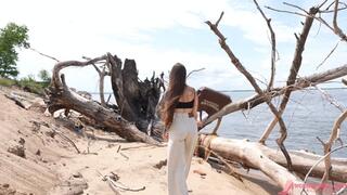 A Parcel for Alisa: Your New Goddess - 4K