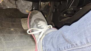 Short drive in worn nikes