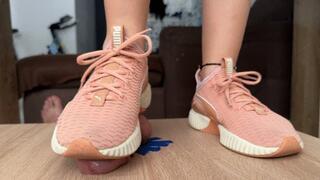 Old Puma sneakers of mistress Lumy milking the cock slave on the Cockbox