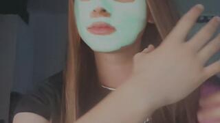 GlitterGiiiirl´s Hair Brushing Bliss: For Hair Fetishists with a Special little Finale